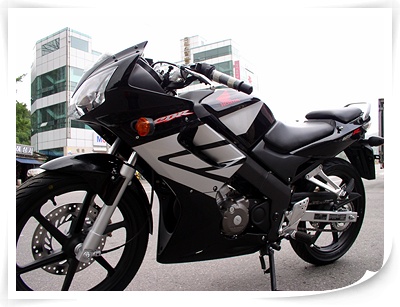 CBR125
